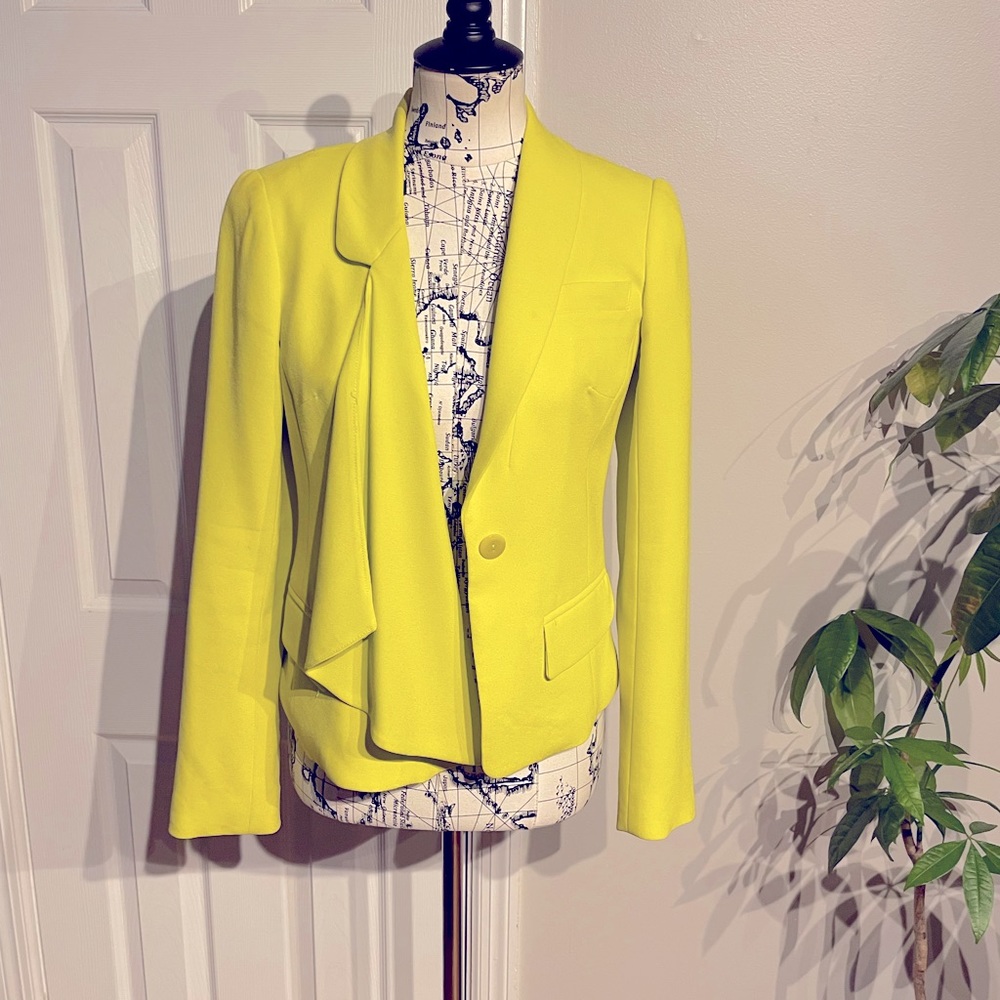 NWOT Trina Turk Neon Blazer tailored Asymmetric Crepe 1-button Lime vibrant 2